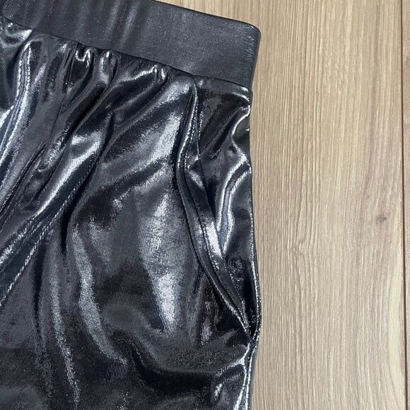 (B39) TORRID Plus Size (00 M | 10) Metal Grey Liquid Shine Midi Skirt W/ Pockets - Picture 5 of 7